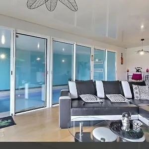 Gite Avec Piscine Interieure Hébergement de vacances